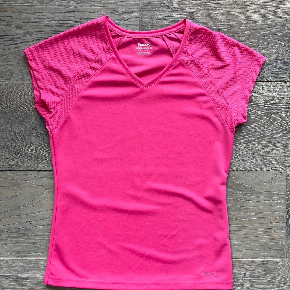 Reebok Hot Pink V Neck T- XS Matching Athletic Skirt & Top Sold Separately